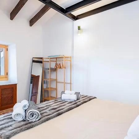 Titina Villa *