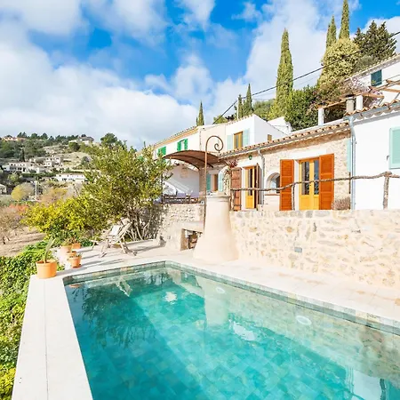 Titina Villa Puigpunyent (Mallorca)