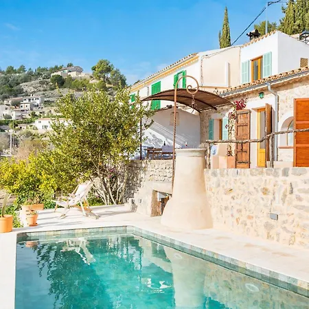 Titina Villa